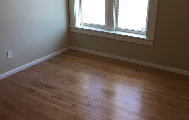 2901-09 N. Holton St.