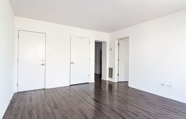 1 bed, 1 bath, $1,745, Unit 5H