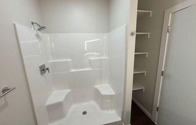 2 beds, 2 baths, 915 sqft, $1,845, Unit 401 - B1182 Corner Unit