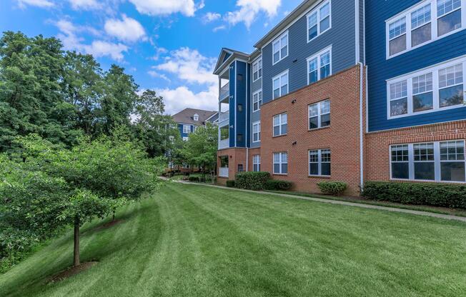 Landscaping at The Rothbury in Gaithersburg, MD