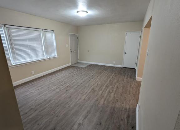 7154 VERNON AVE