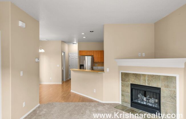 Lovely 3 BD* 2.5 Arbor Station Townhome Available! *Close by Nike & Max*Free WIFI*Dbl.Garage!
