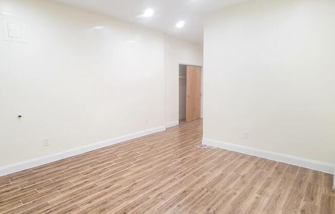 1 bed, 1 bath, $2,135, Unit 9