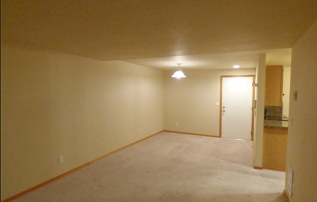 Convenient 1 Bed 1 Bath Seattle Condo!