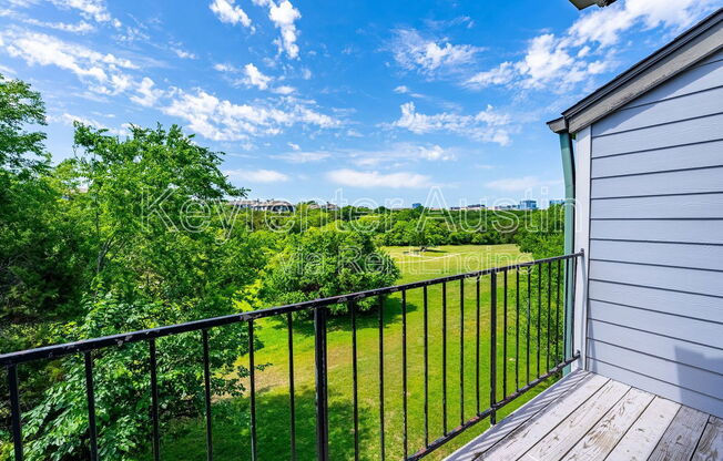 2 beds, 2 baths, 1,004 sqft, $1,650, Unit 380