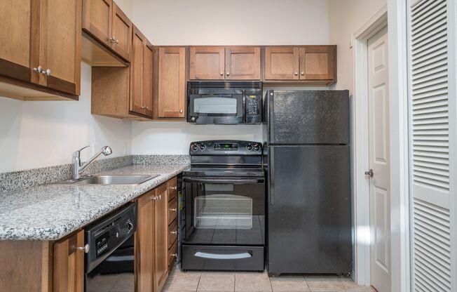 455 NE 24th Ave