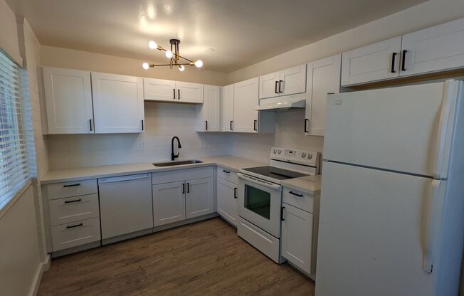 2 beds, 1.5 baths, 900 sqft, $1,250, Unit 25