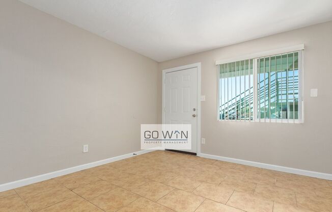 2 beds, 1 bath, 700 sqft, $1,250, Unit 3