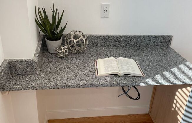 Studio, 1 bath, 9,999 sqft, $1,650, Unit 64-308