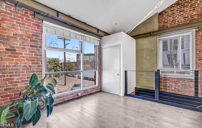 2 beds, 1.5 baths, 1,380 sqft, $5,300, Unit 111