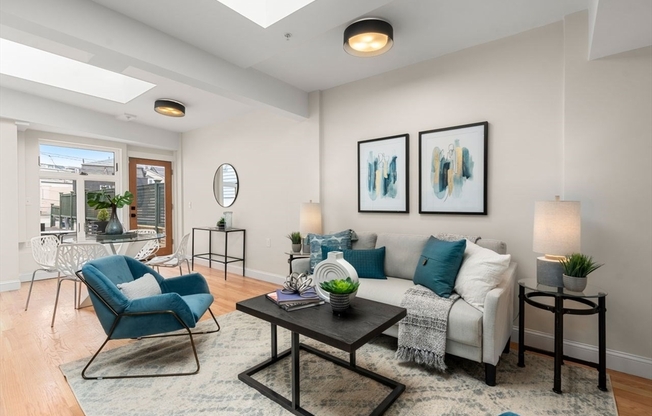 202 ELM ST
