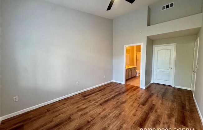 3 beds, 2 baths, $1,445, Unit # 4822