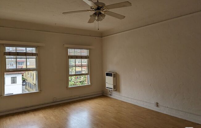 Studio, 1 bath, 550 sqft, $1,599, Unit 102