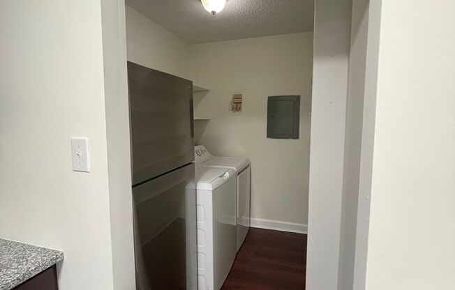 2 beds, 1 bath, $1,650