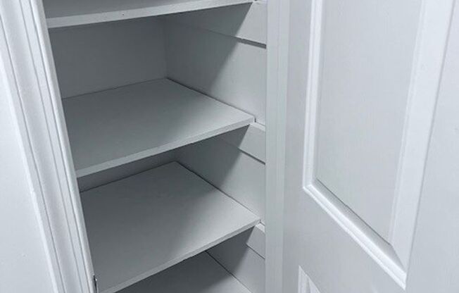 2 beds, 2 baths, 1,000 sqft, $1,745, Unit 326 H Commonwealth Court