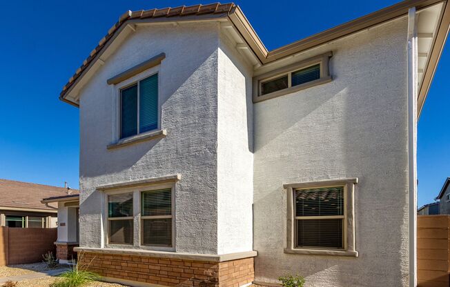 New Listing in Surprise