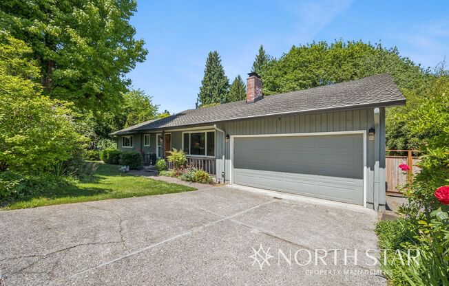 Beautiful Lake Oswego Ranch Home in Red Fox Hills Neighborhood