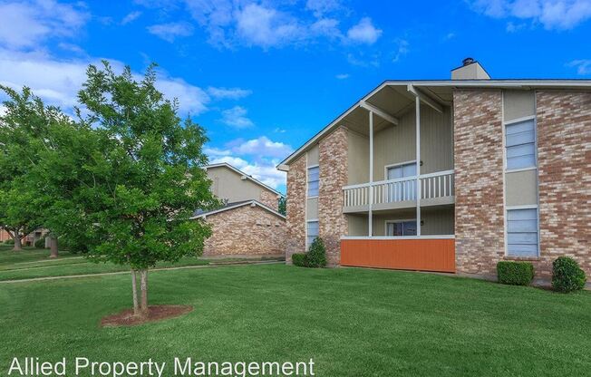 Come live the good life here at Creek bend Apartments!