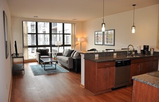 1 bed, 1 bath, 900 sqft, $1,885, Unit 203