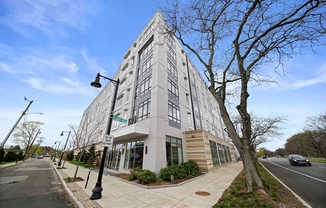 180 TELFORD ST