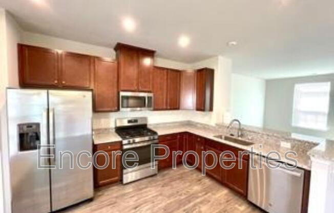 388 AMBER ACORN AVE