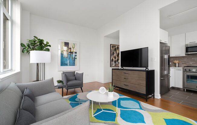 1 bed, 1 bath, 691 sqft, $6,050, Unit 19-D
