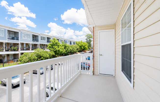 1 bed, 1 bath, 705 sqft, $1,375, Unit 2032