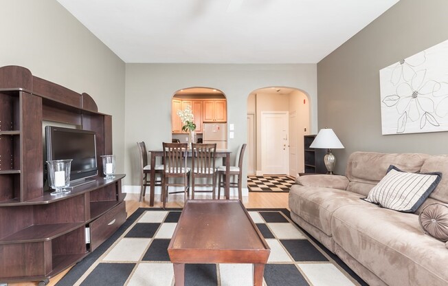 228 Commonwealth Ave