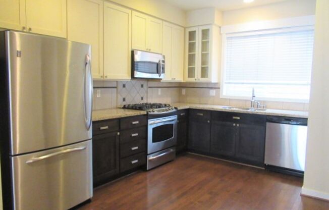 2 beds, 2.5 baths, $3,500