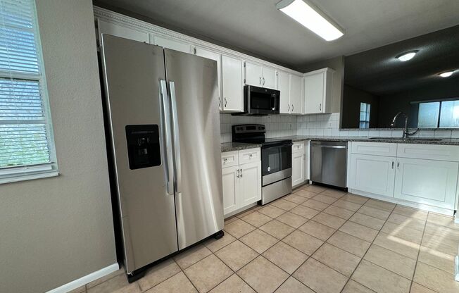 3 beds, 2 baths, $2,000