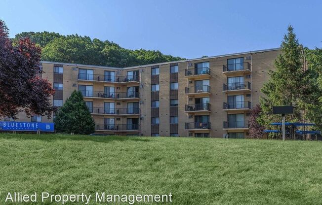 Comfortable Convenience | Lakeland Commons Apartments Euclid, OH