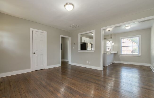 2 beds, 1 bath, 850 sqft, $1,455, Unit 1058B
