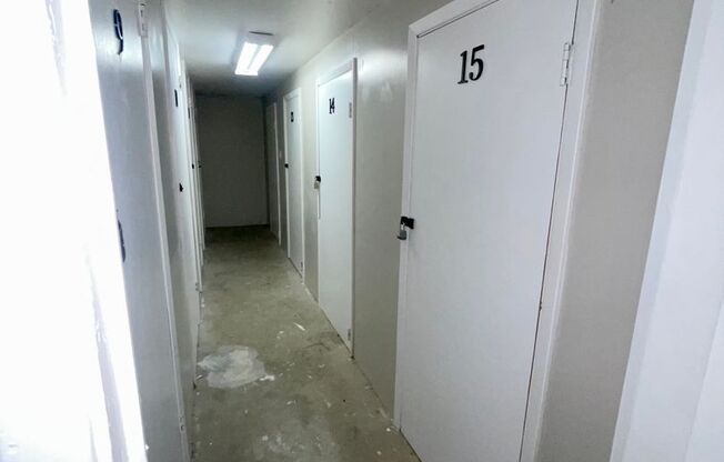 1 bed, 1 bath, 800 sqft, $1,000, Unit 4