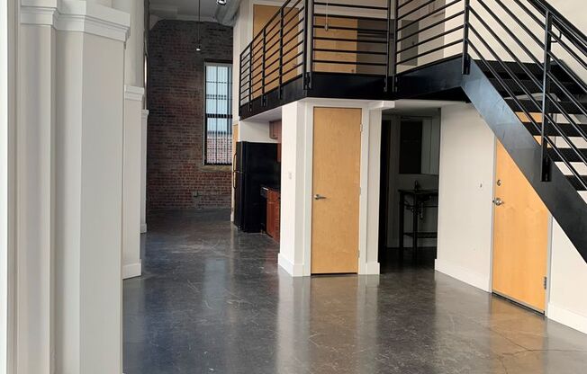 2 beds, 1 bath, 1,054 sqft, $1,450, Unit 110-101