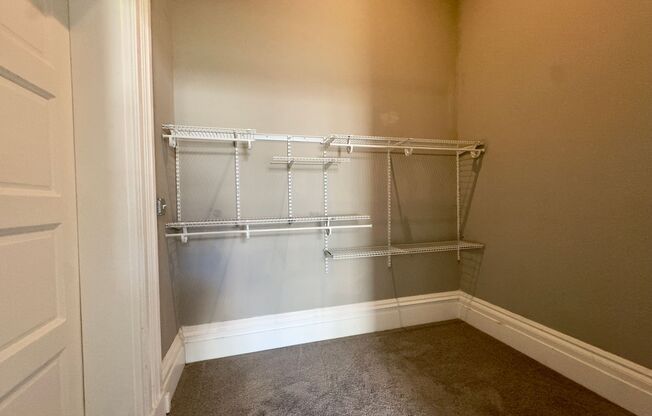 Apartment Units in Downtown, Baltimore, MD!