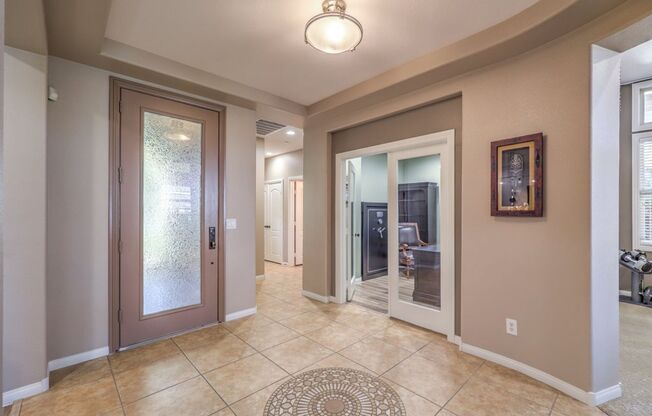 3 beds, 3 baths, $6,995