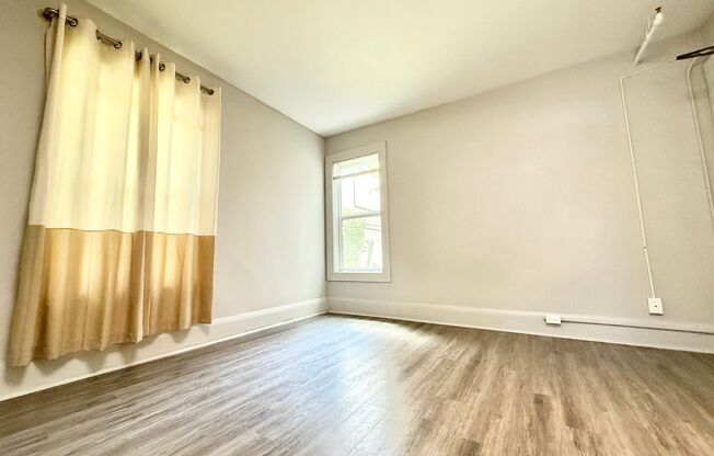 Studio, 1 bath, 237 sqft, $995, Unit 206