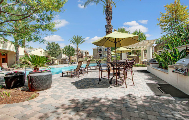 Rancho Belago Poolside Lounge