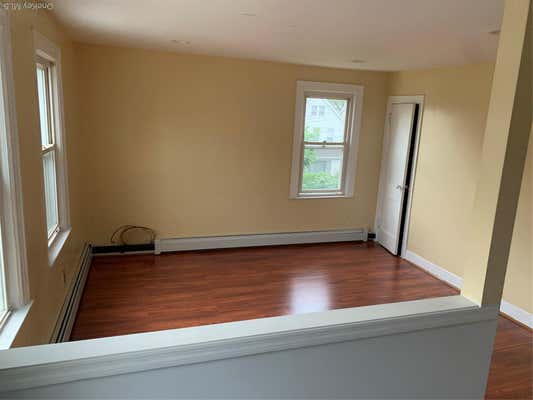 4860 206 OAKLAND GDN