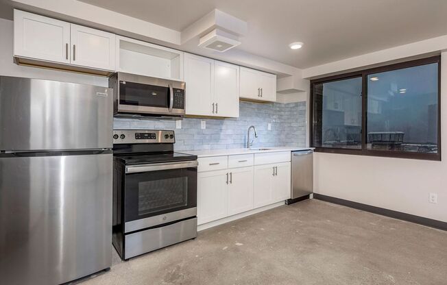 2 beds, 2 baths, 787 sqft, $1,599, Unit 506