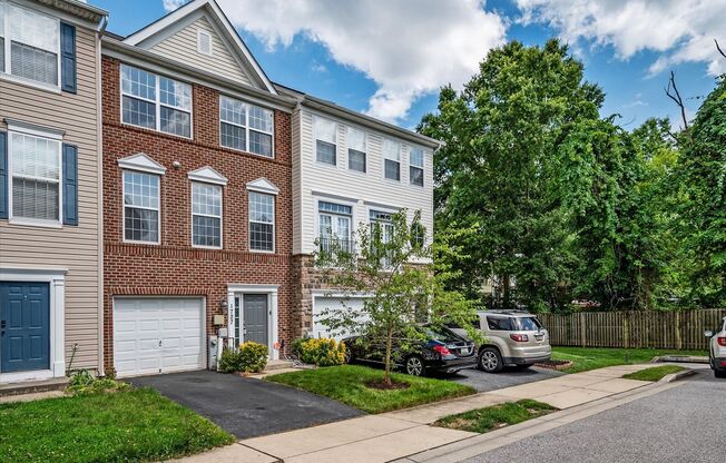 1727 JENNIFER MDWS CT