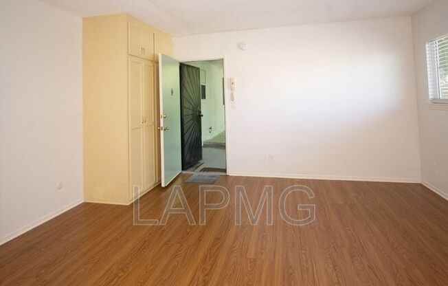 2707 Pomeroy Ave - 6