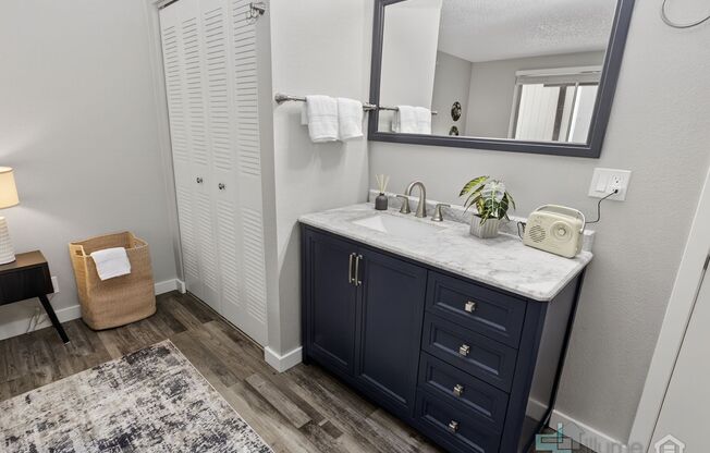 A SPOOKTACULAR DEAL: UNITS FOR $595 + 1 MONTH FREE!