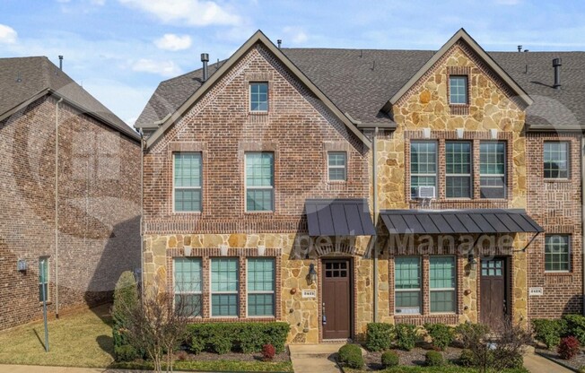 2421 MAGALIA LN