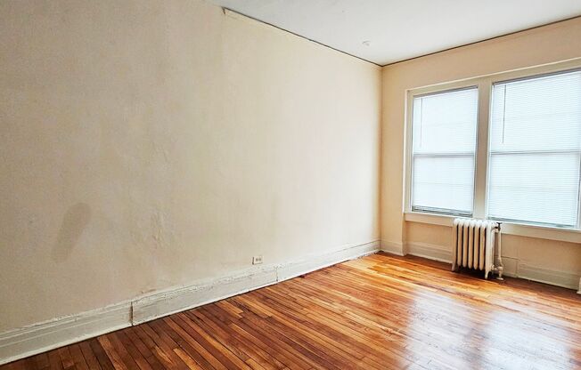 2 beds, 2 baths, 775 sqft, $1,875, Unit 211