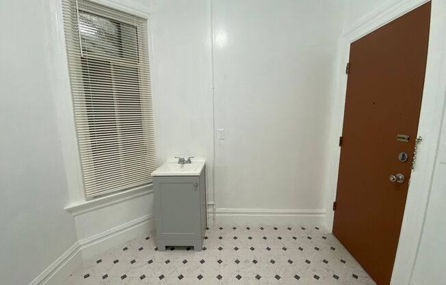 301 COLUMBUS AVE