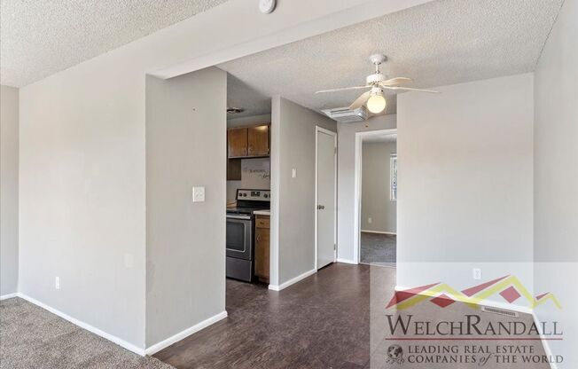 2 beds, 1 bath, 850 sqft, $1,250, Unit 1056