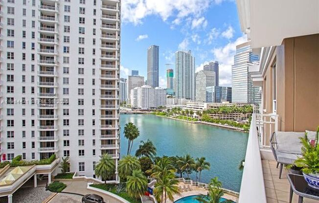 1 bed, 2 baths, 878 sqft, $3,500, Unit 801 Brickell Key Blvd # 907