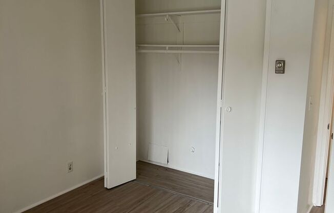 1 bed, 1 bath, $2,495, Unit 05