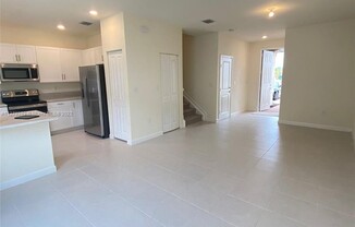 11076 W 33 WAY